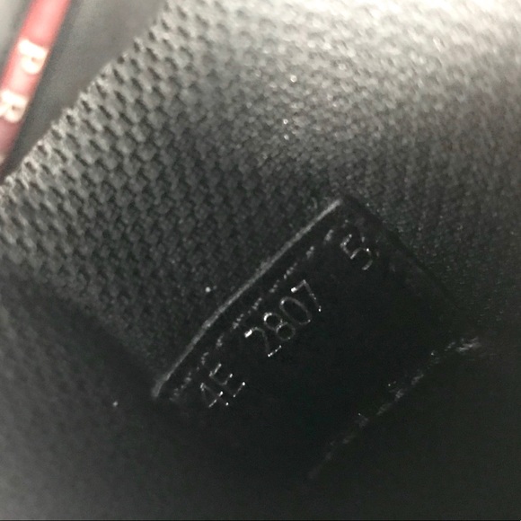 Prada Vitelli Plume Low Top Sneakers - Picture 10 of 10